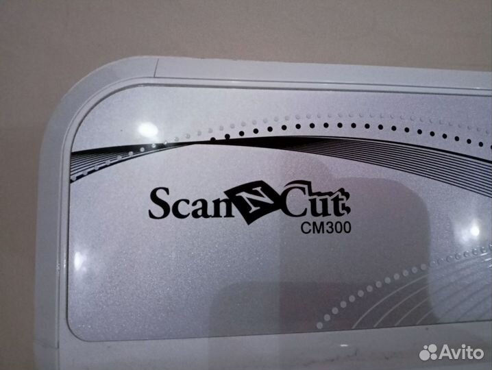 Режущий плоттер Brother ScanNCut CM300