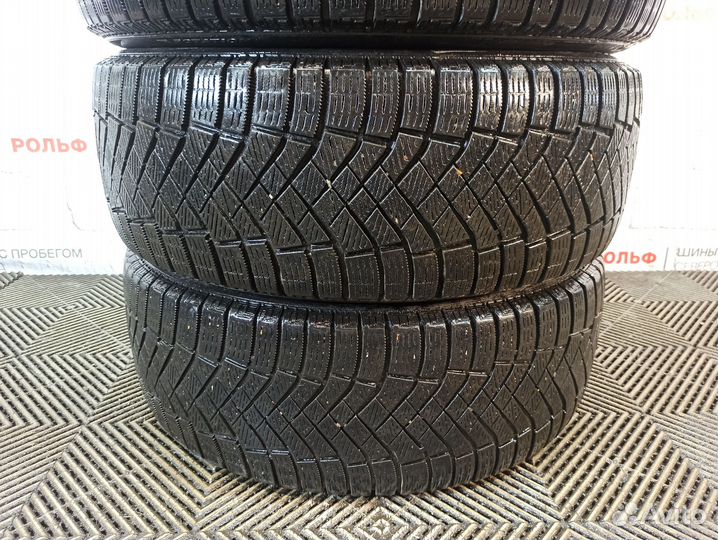 Pirelli Ice Zero FR 235/55 R19 105H