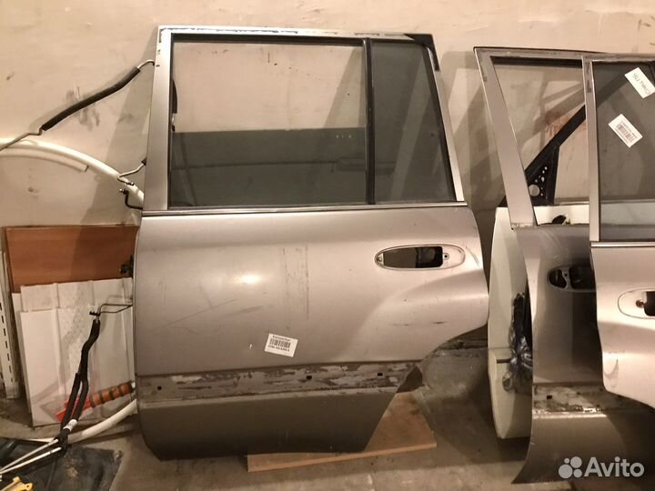 Дверь задняя Toyota Land Cruiser 100
