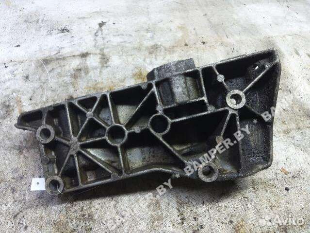 Кронштейн генератора Volkswagen Lupo 036145169g