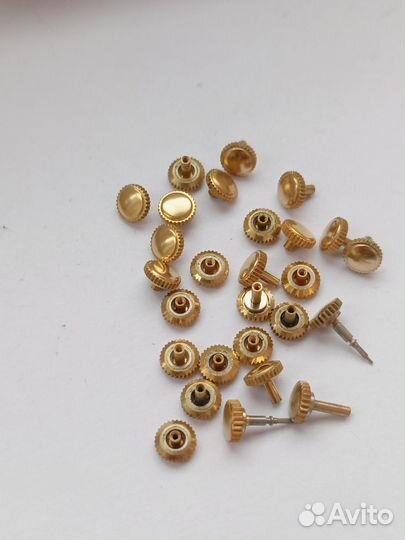 Часы СССР заря заводные головки позолоченные новые