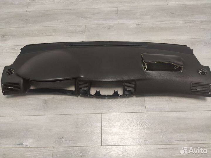 Торпедо Тойота королла 120 кузове