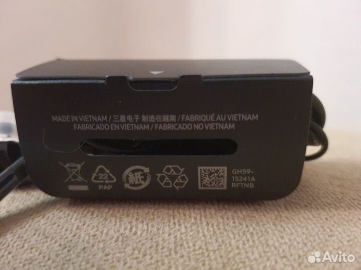 Наушники samsung новые