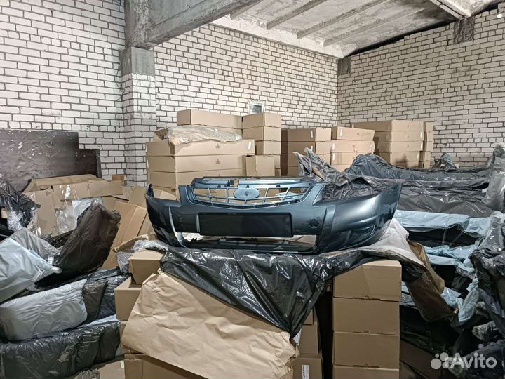 Передний бампер приора серо - сине зеленый (Сочи)