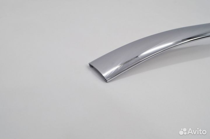 Молдинг облицовки заднего окна нижний Газ-13 Чайка