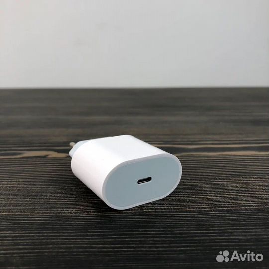 Блок питания для iPhone 20w