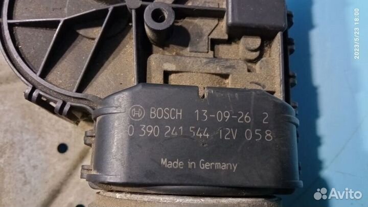 Трапеция стеклоочистителей для Renault Logan