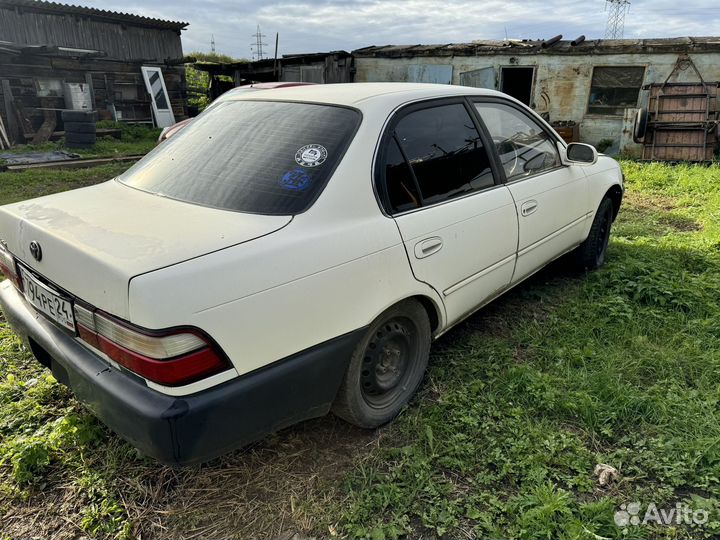 Toyota corolla в разбор, машина на запчасти