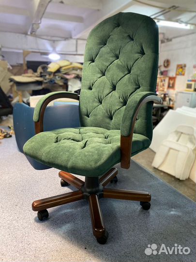 Кресло офисное