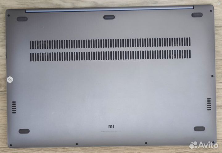 Ноутбук Xiaomi mi notebook pro 15,6/i5-8250/GTX 10