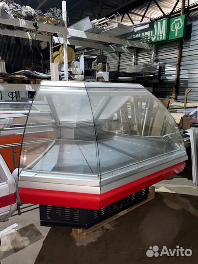 Холодильная витрина Арнег наружный угол бу