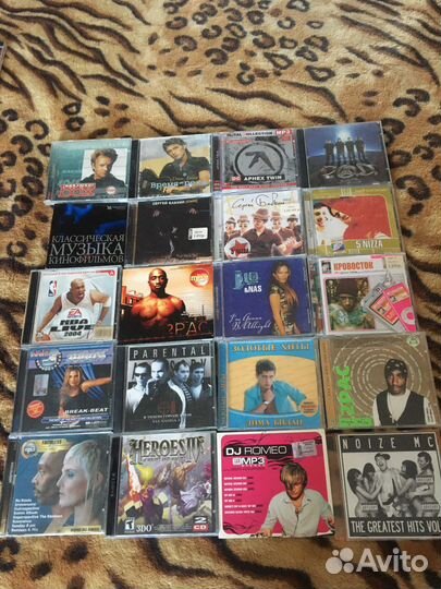 Сборники песен,фильмы на дисках