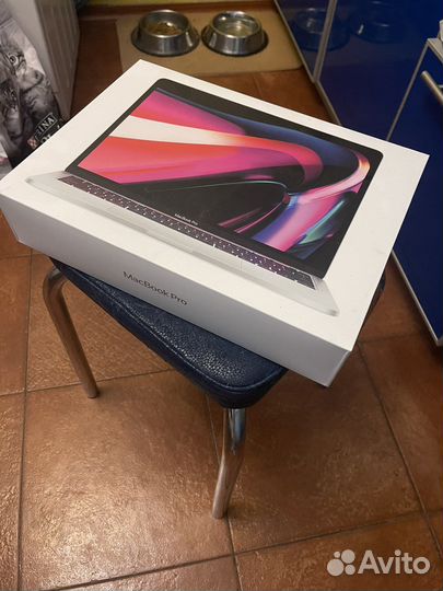 Коробка от macbook pro 13
