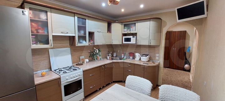 2-к. квартира, 49 м², 2/9 эт.