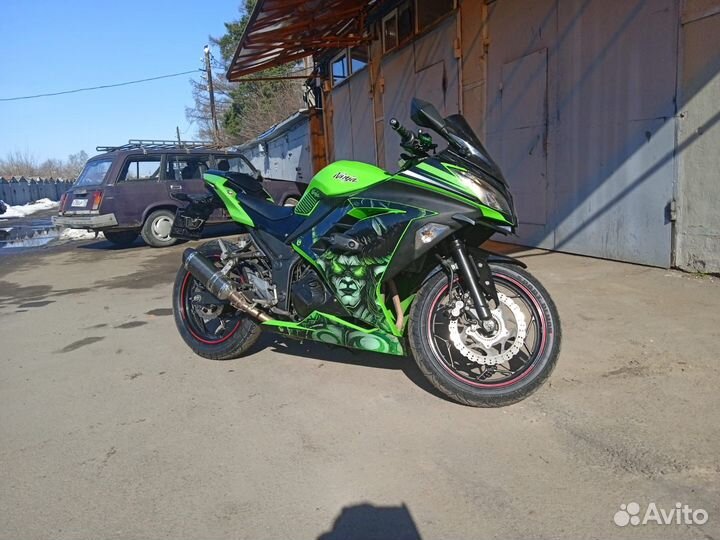 Kawasaki Ninja 300 ABS