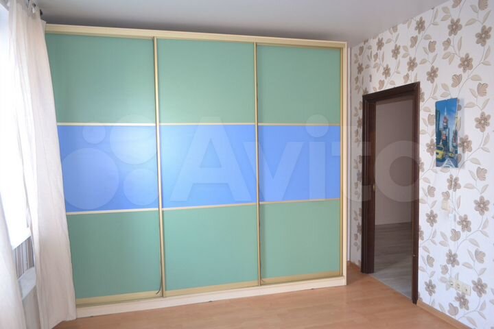 2-к. квартира, 65 м², 3/17 эт.