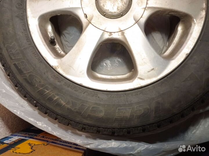 Bridgestone Ice Cruiser 7000 195/65 R15