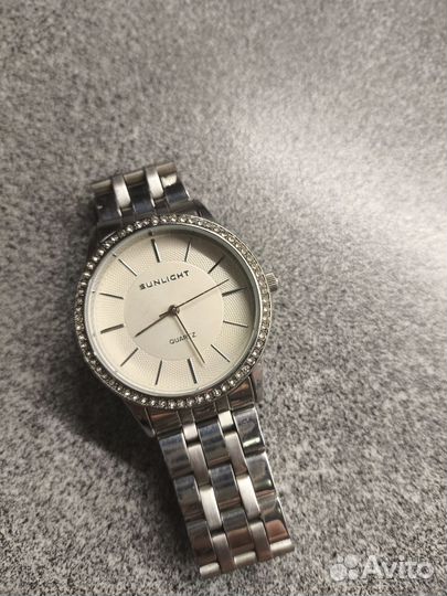 Часы наручные женские Sunlight