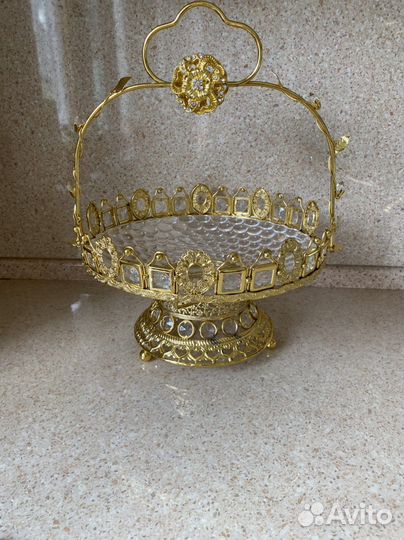 Фруктовница на ножке