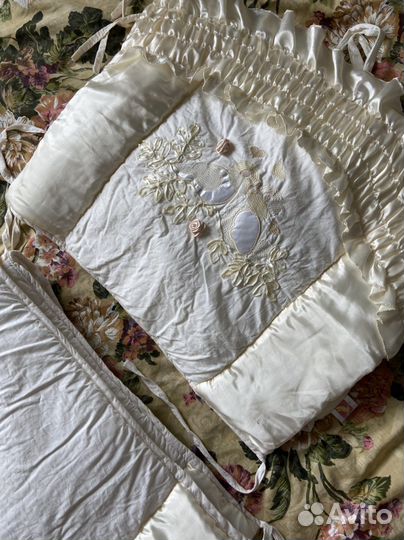 Бортики в детскую кроватку