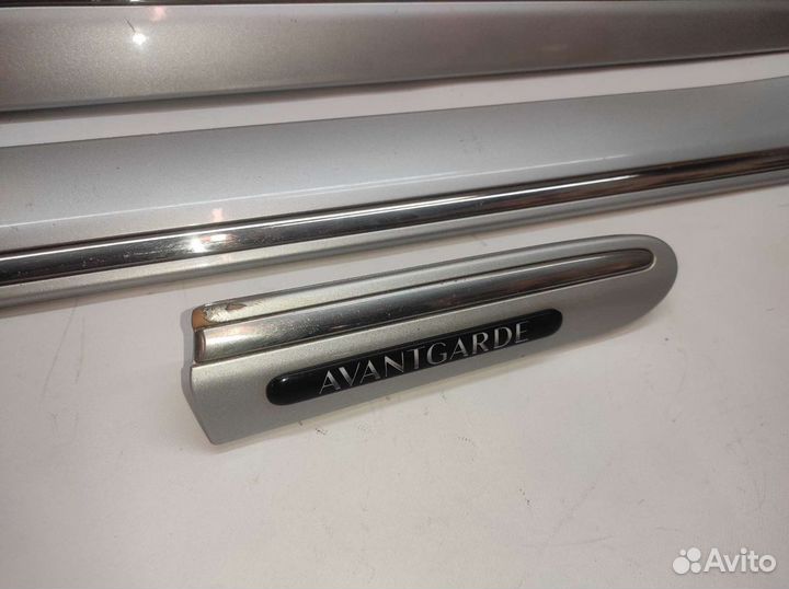 Молдинги на двери Mercedes-Benz W203 2003 правая с