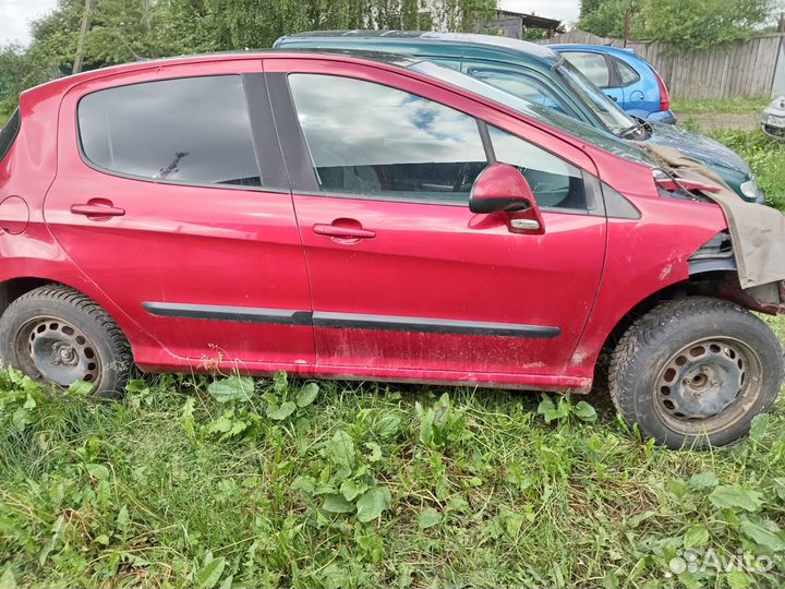 Пежо Peugeot 308 на разбор, рестайлинг