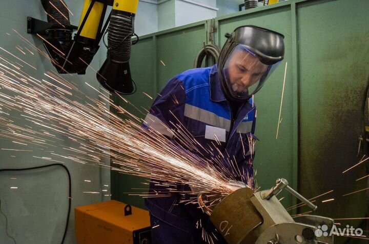 Обработчик(ца) изделий из пластмас г.Курган