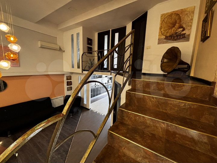 4-к. квартира, 103 м² (Армения)