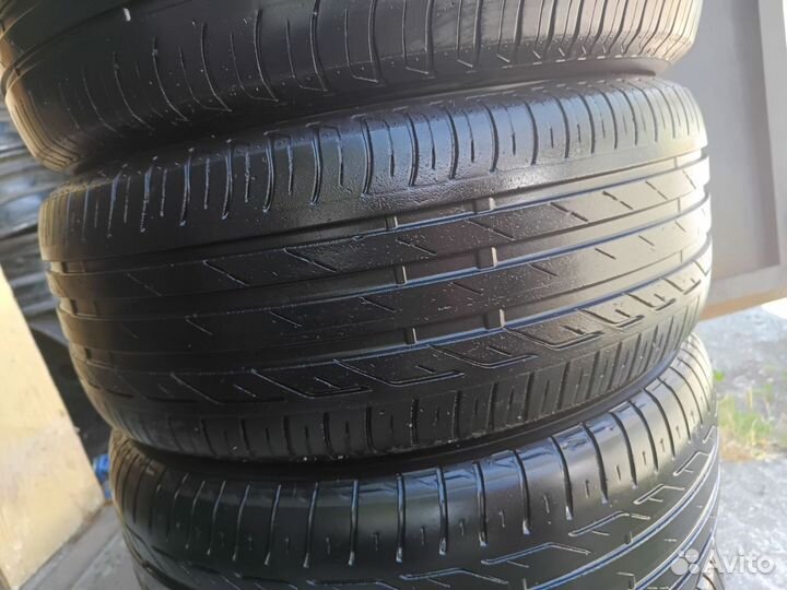 Bridgestone Turanza T001 205/55 R16