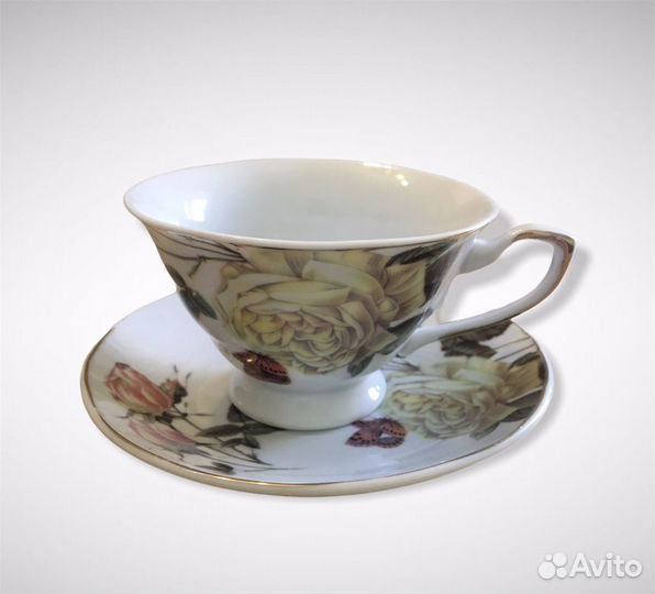 Сервиз чайный на 2 персоны,новый,в коробке