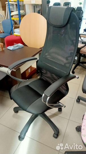Компьютерное кресло