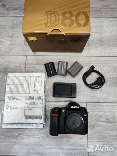 Зеркальный фотоаппарат nikon d80