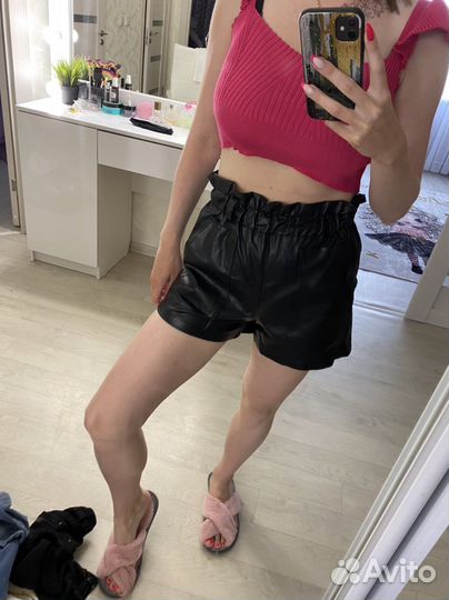 Кожаные шорты
