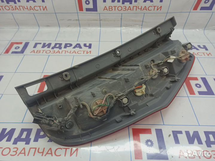 Фонарь задний левый Hyundai Grand Starex (TQ) 924014H000