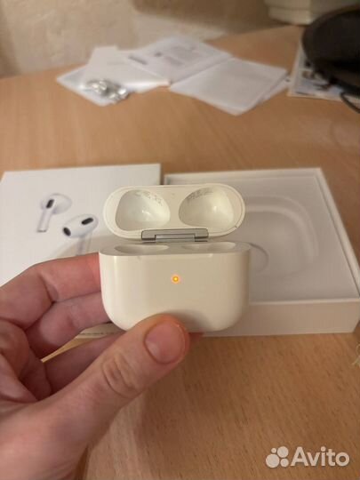 Кейс apple airpods 3 торг не интересен