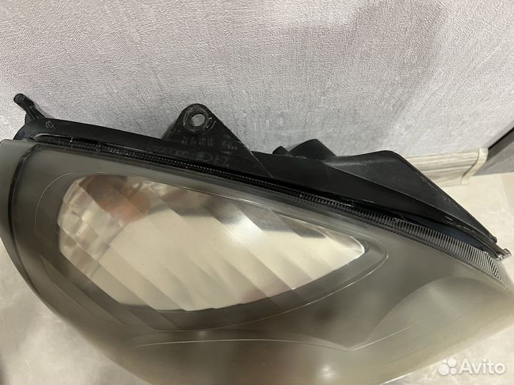 Передняя правая фара renault symbol / clio 1,2