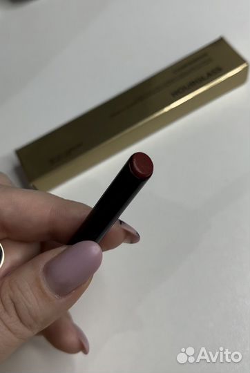 Сатиновая помада Hourglass - Lipstick AT Night