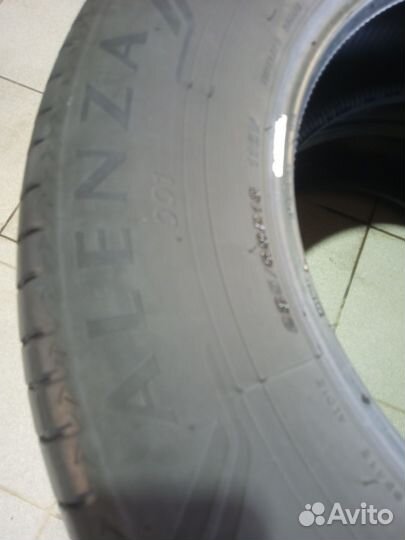 Bridgestone Alenza 001 285/60 R18