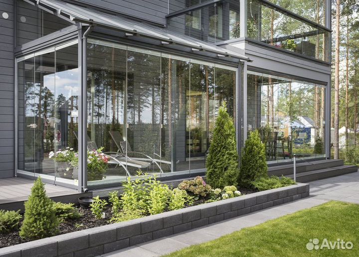 Безрамное остекление кафе и ресторанов