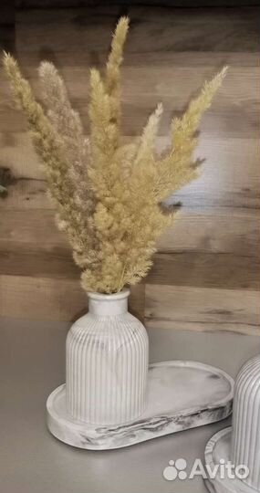 Ваза ручной работы из гипса