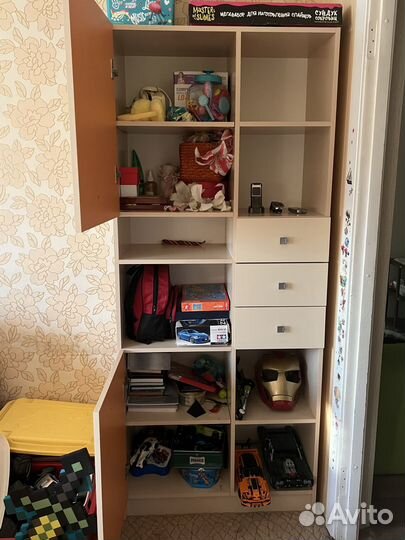 Шкаф в детскую комнату + комод в подарок