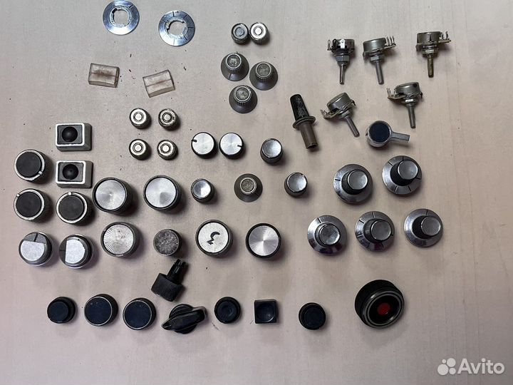 Крышки головок, ручки тембров магнитофонов СССР