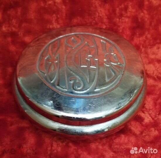 Шкатулка. Пудреница 