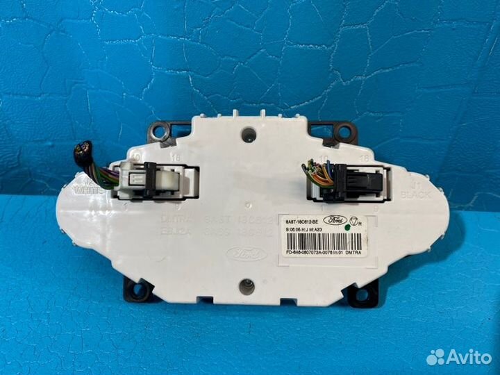 Блок управления отопителем Ford Fiesta 6 CB1 spja