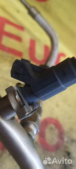 Топливная рампа в сборе с форсунками Mercedes-Benz