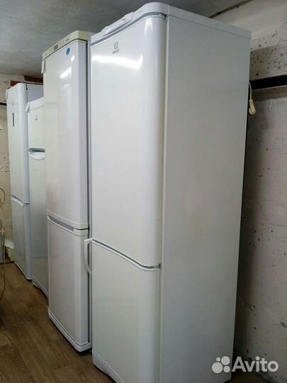 Холодильник б/у