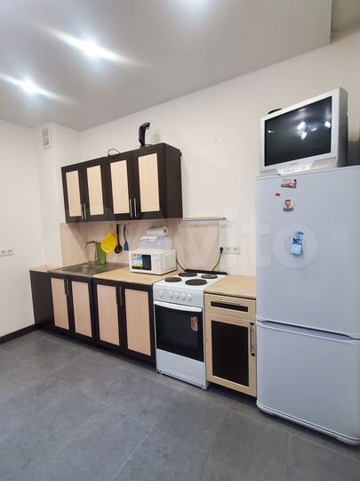 2-к. квартира, 56 м², 2/18 эт.