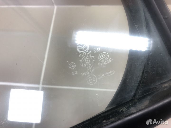 Стекло двери задней левой Форточка Mazda 5 CR