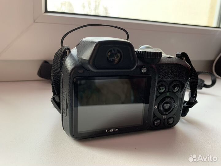 Цифровой фотоаппарат Fujifilm finepix s2000 HD