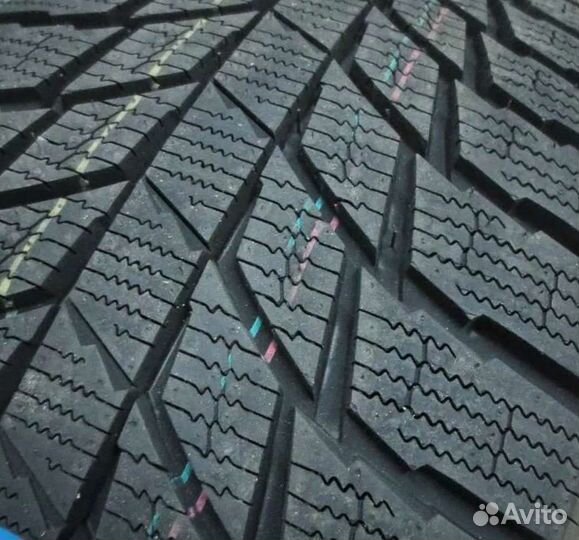 Triangle PL01 225/55 R17 101R